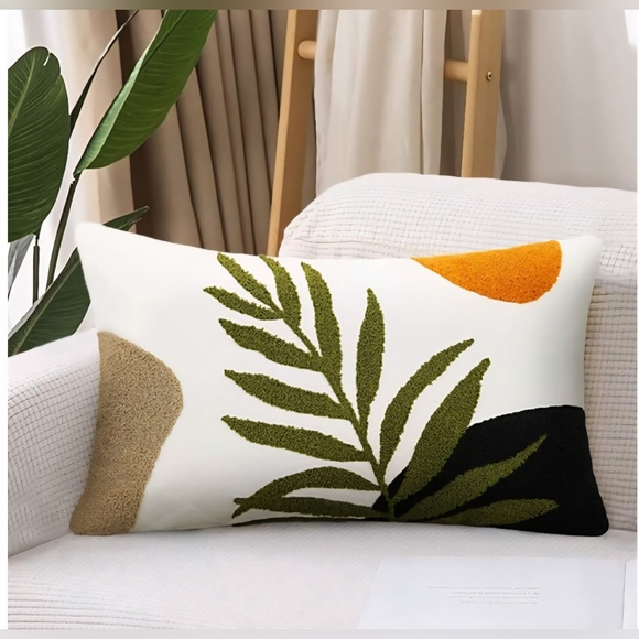 Other - Colorful Leaf Design Throw Pillow